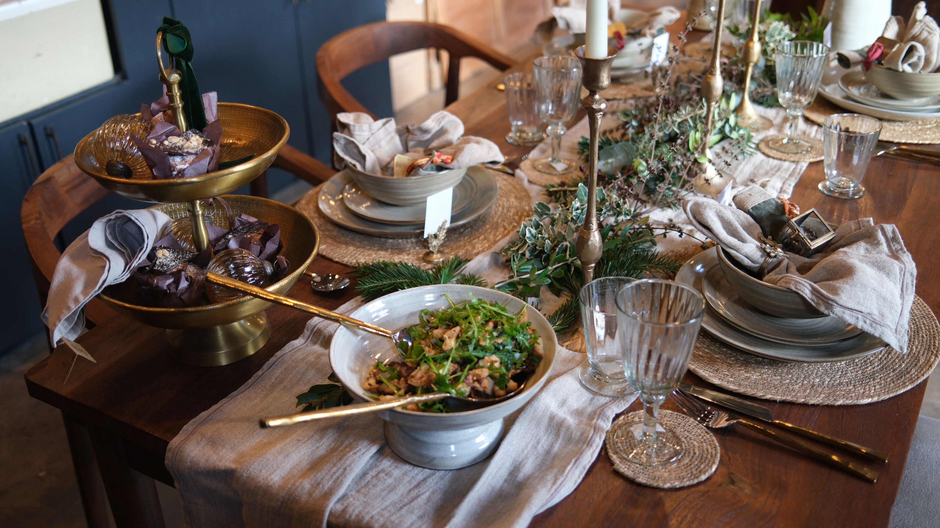 Finished table - Desktop.jpg