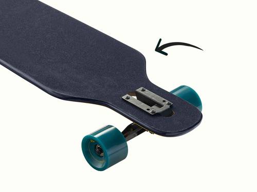 Drop through shape adds balance and improves push-power without the risk of wheel bite as you carve. 