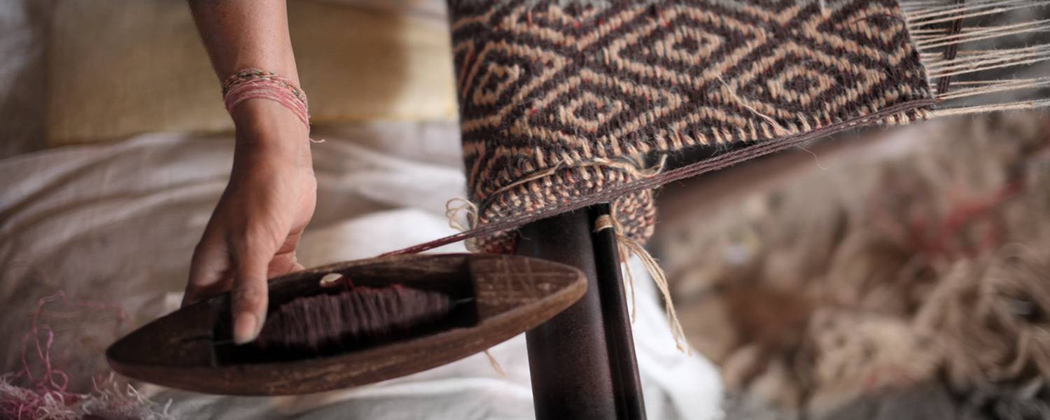 Weaving-on-Handlooms_Inset-Desktop_1500x600.jpg