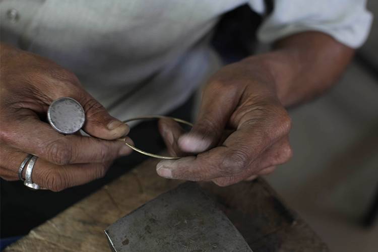 Jewellery-Making_750x500.jpg