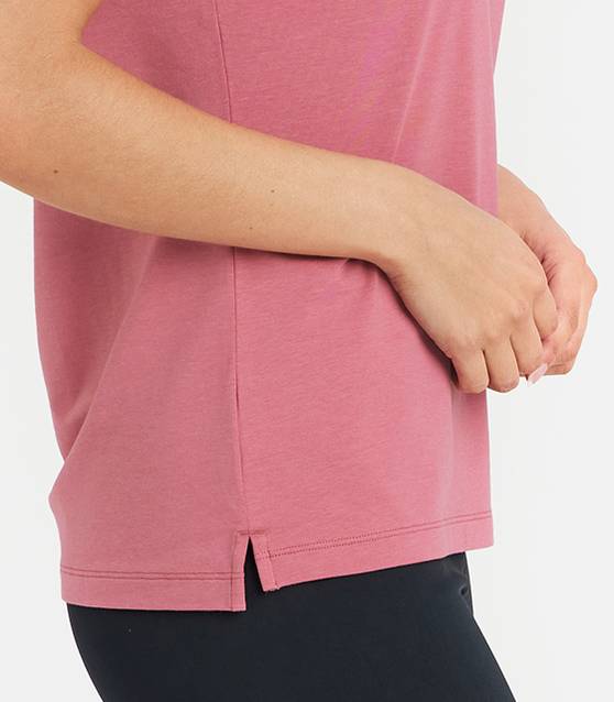 Flattering loose fit design