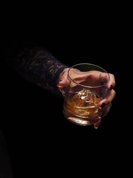 DARK LARK Single Malt Whisky