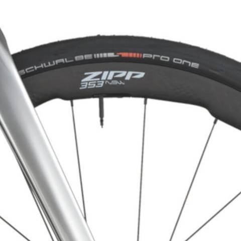 Scott Fastlane Premium 2026 Schwalbe Pro One Tyres on Zipp Wheelset