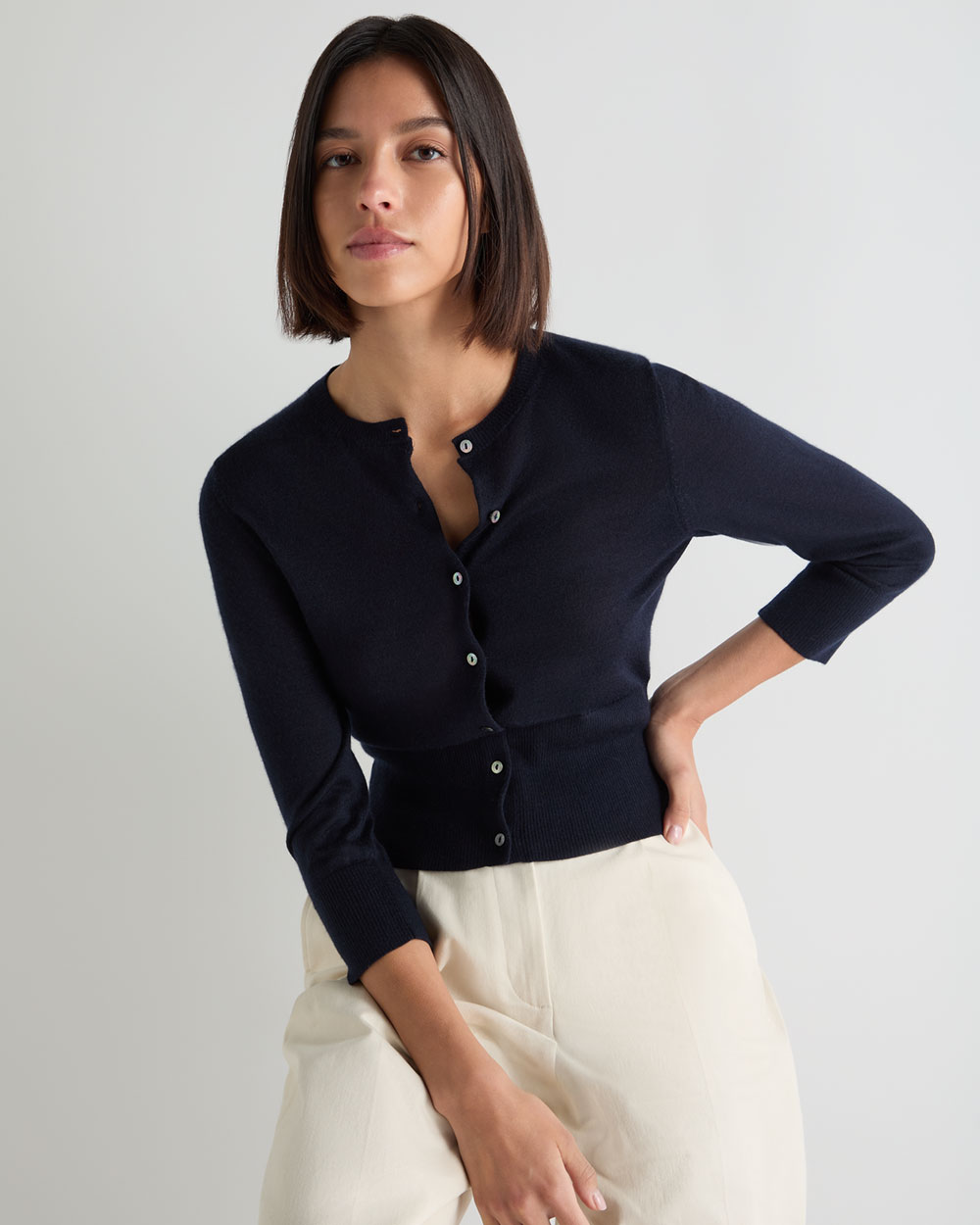 Women's Darcie Superfine Cashmere Cropped Cardigan Navy Blue | N.Peal