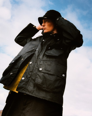 Barbour Heritage Oversized Transport Wax Jacket - Black