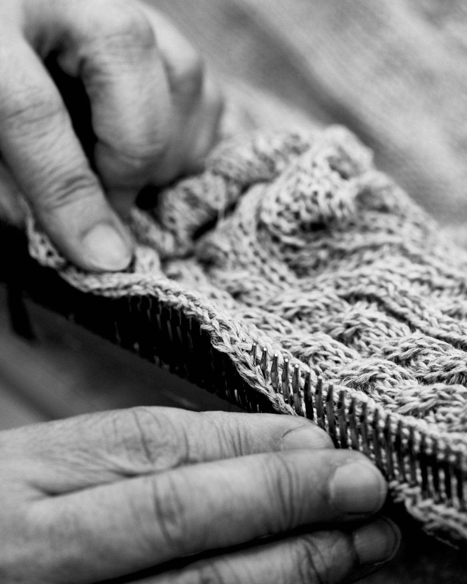 Yonetomi Wave Cotton Knit Pullover - Black