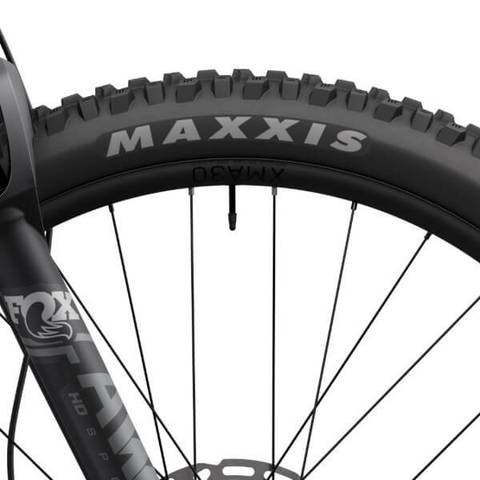 Amflow PR Carbon Maxxis Tyres Front and Rear