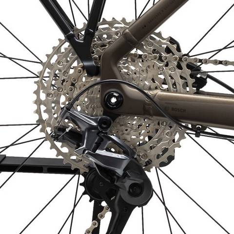 Cube Touring Hybrid Pro 800 2027 Crossbar Shimano XT Gears