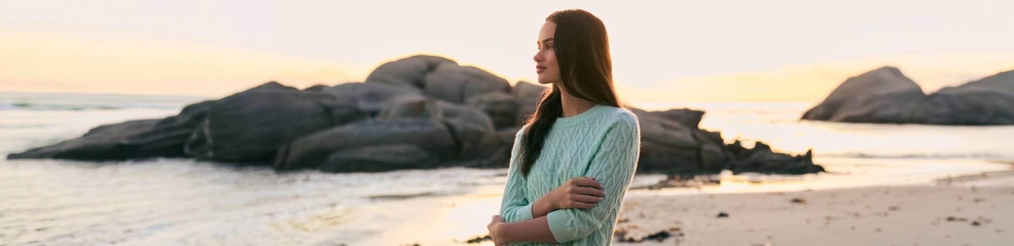 WOMEN'S CASHMERE CLOTHING