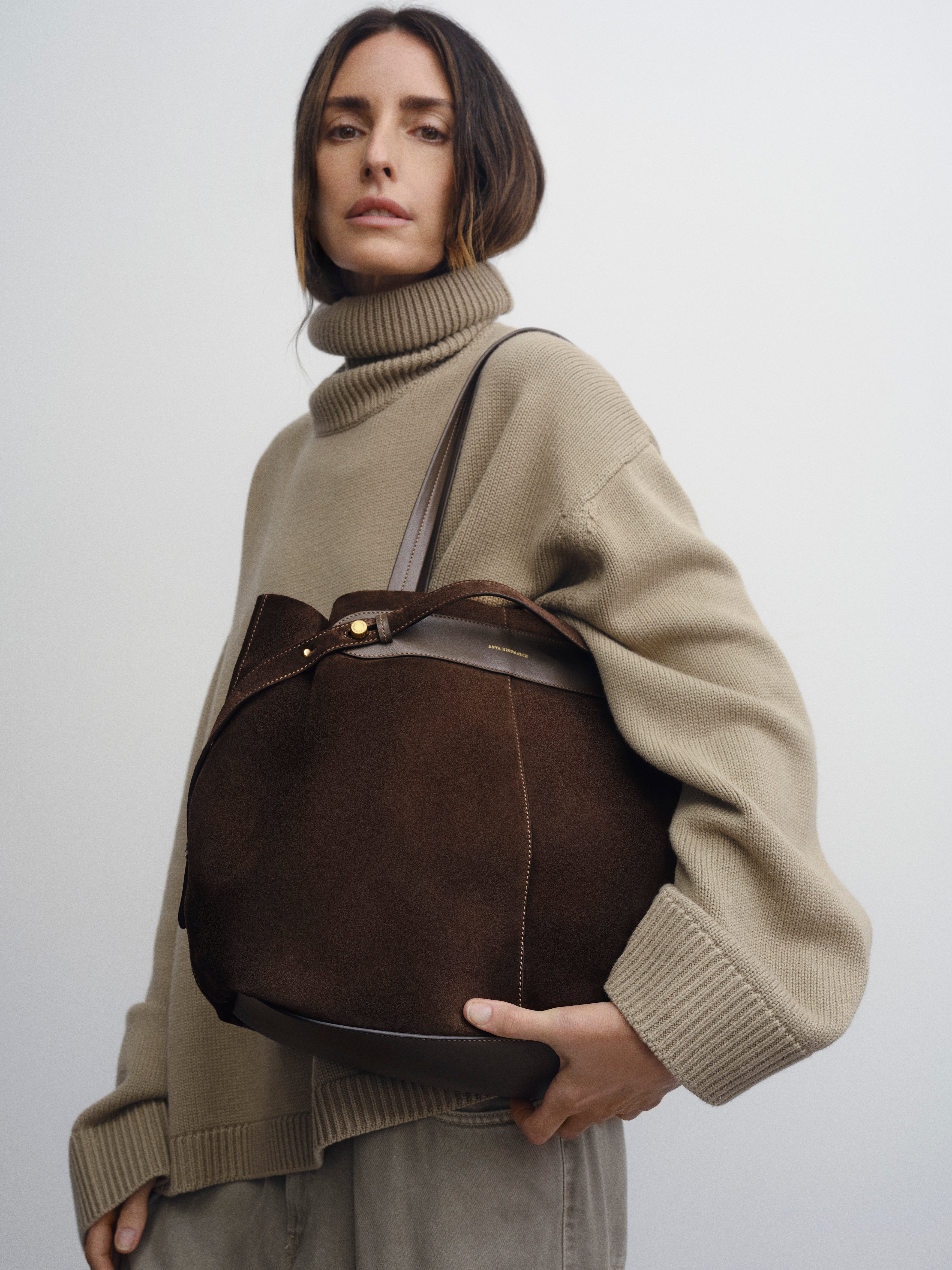 アニヤ・ハインドマーチ 新作コレクション | Anya Hindmarch JP