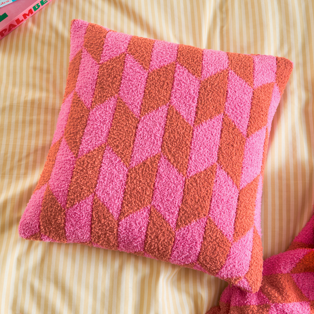 Geometric Cushions