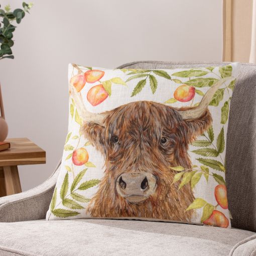 highland cow. Animal Cushions
