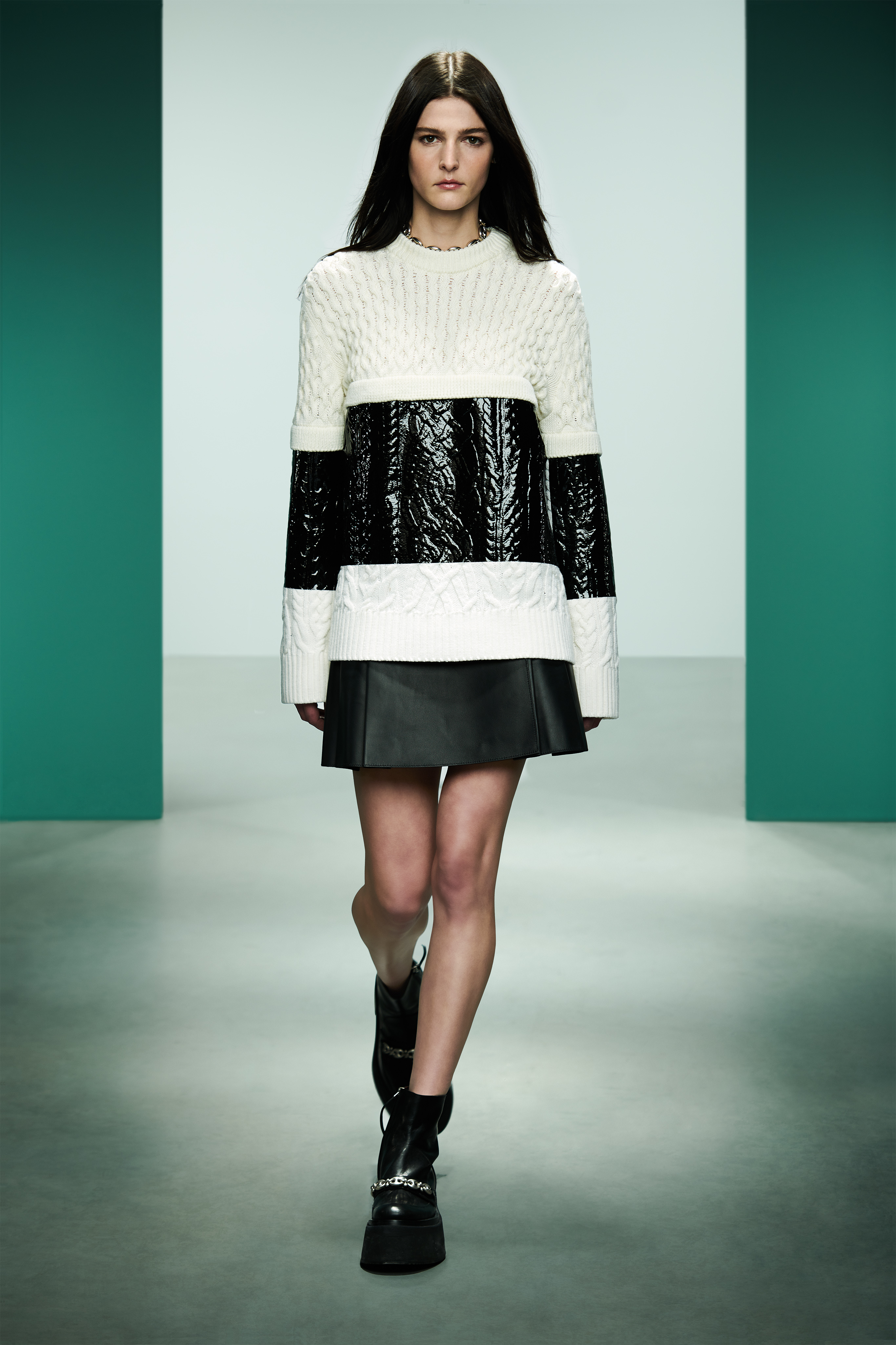Pre-Fall 2022 image 4