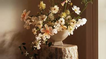 Planters, Vases & Decorative Flower Pots