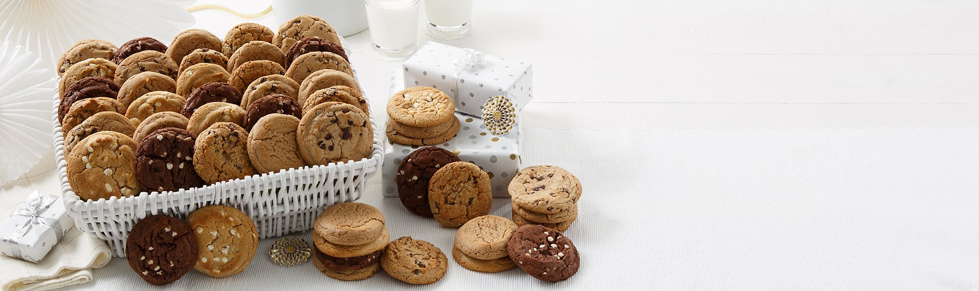 Gift Baskets & Crates