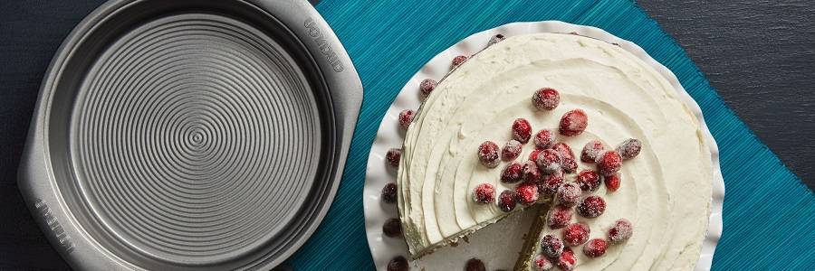 Carbon steel non stick cake tins from Circulon UK are designed for even heat and easy food release
