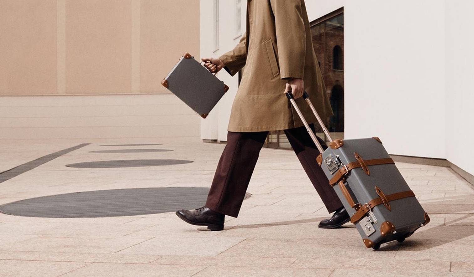 10万円以上の一生モノなスーツケースGLOBE-TROTTER