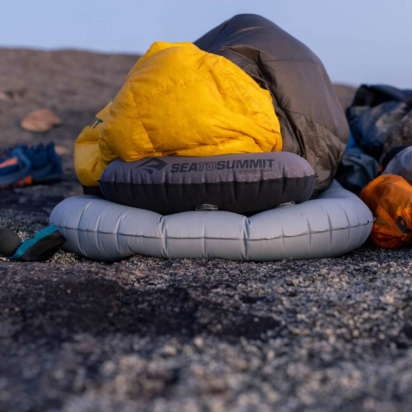 Camping Kissen » platzsparende Reisekissen