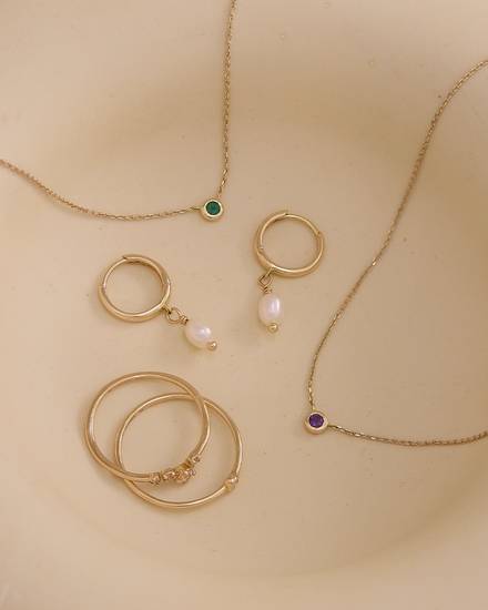 TINY PEARL HOOPS (18K GOLD PLATED)