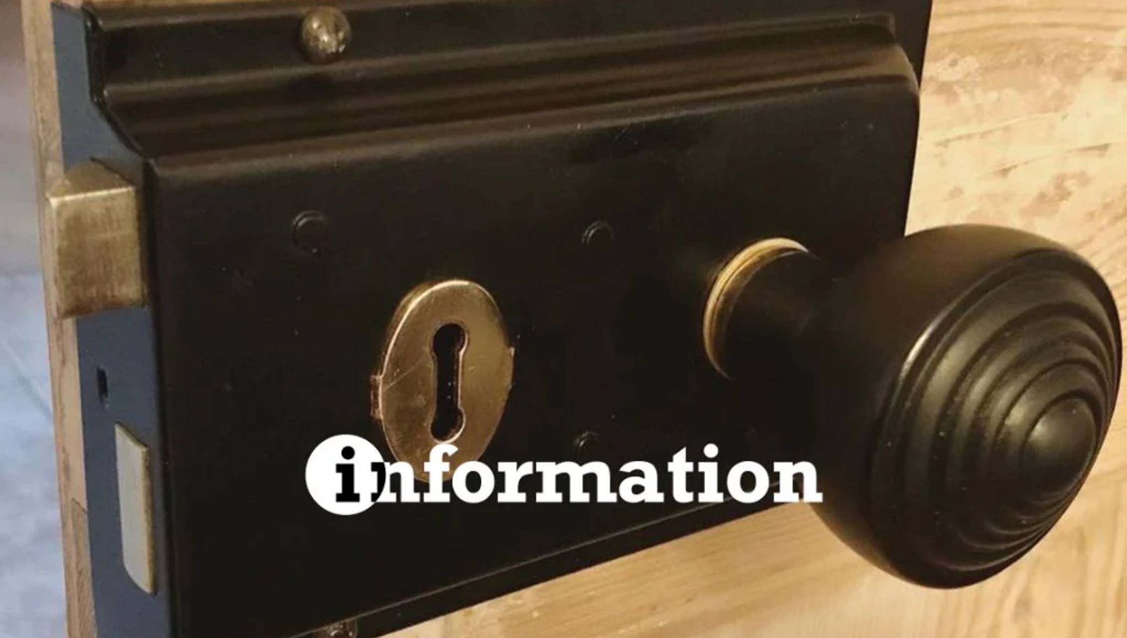 Lhs Vs Rhs Rim Lock Which Rim Lock Do You Need? | Blog | Locks & Latches Explained