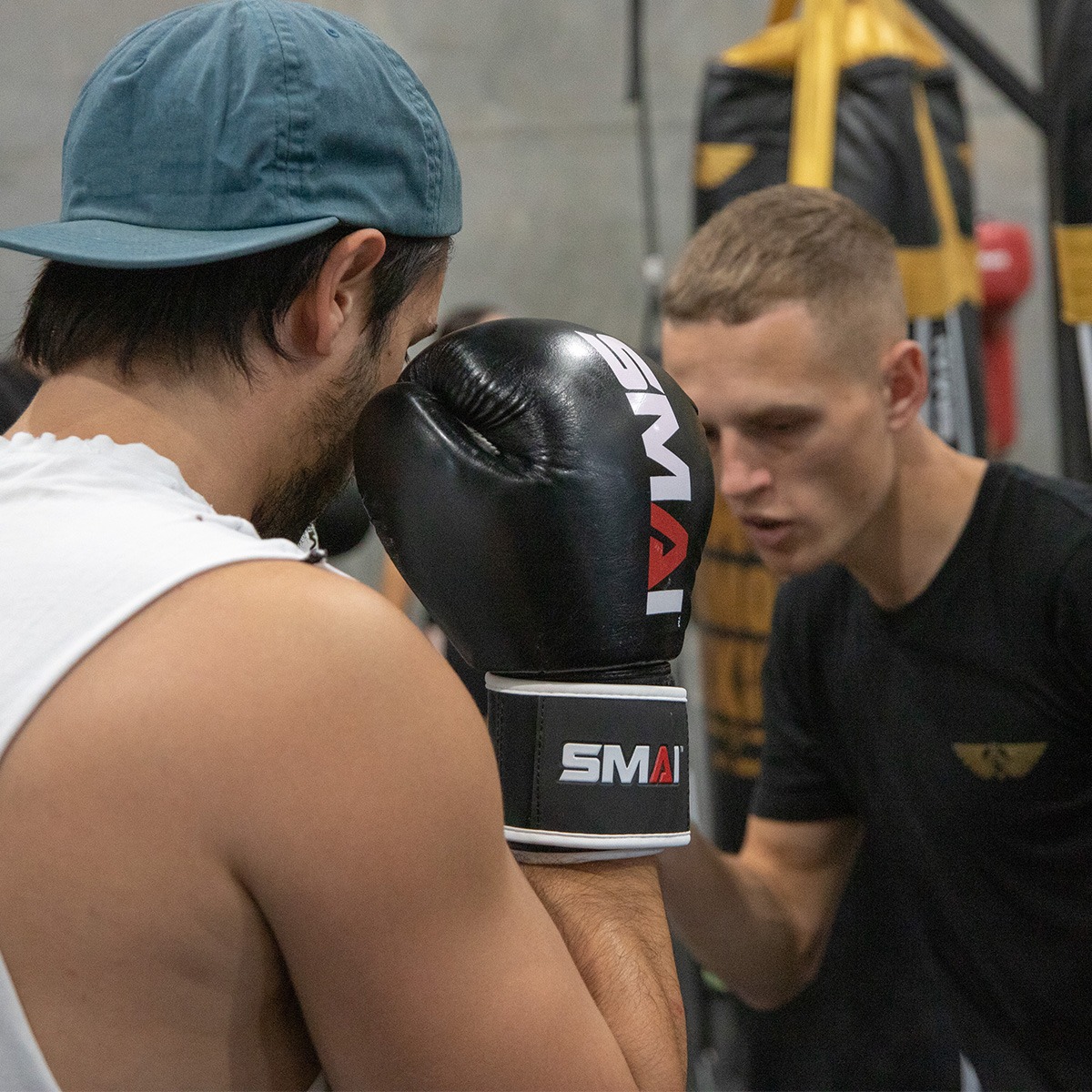 Sell clearance boxing gloves