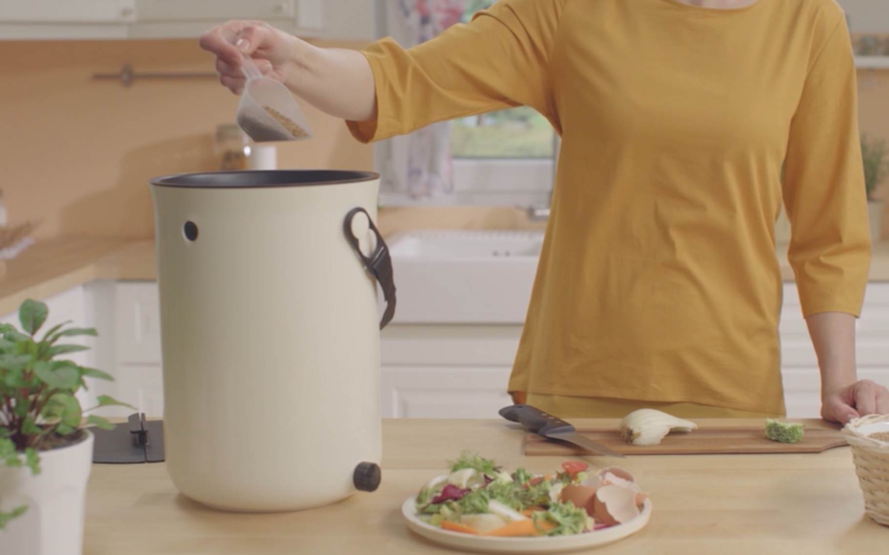 Organko 2 Cream White Bokashi Bin with Bran in situ