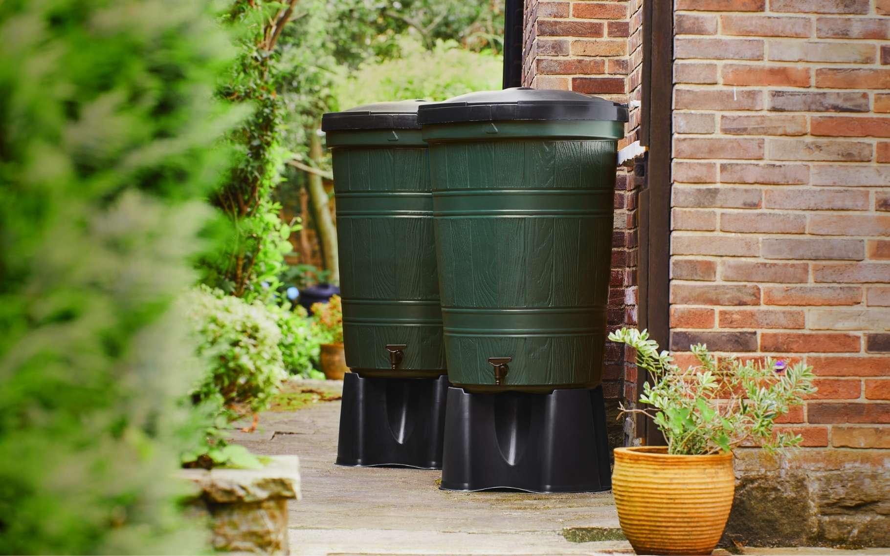 Cloudburst Water Butts  In Situ  Double Kit