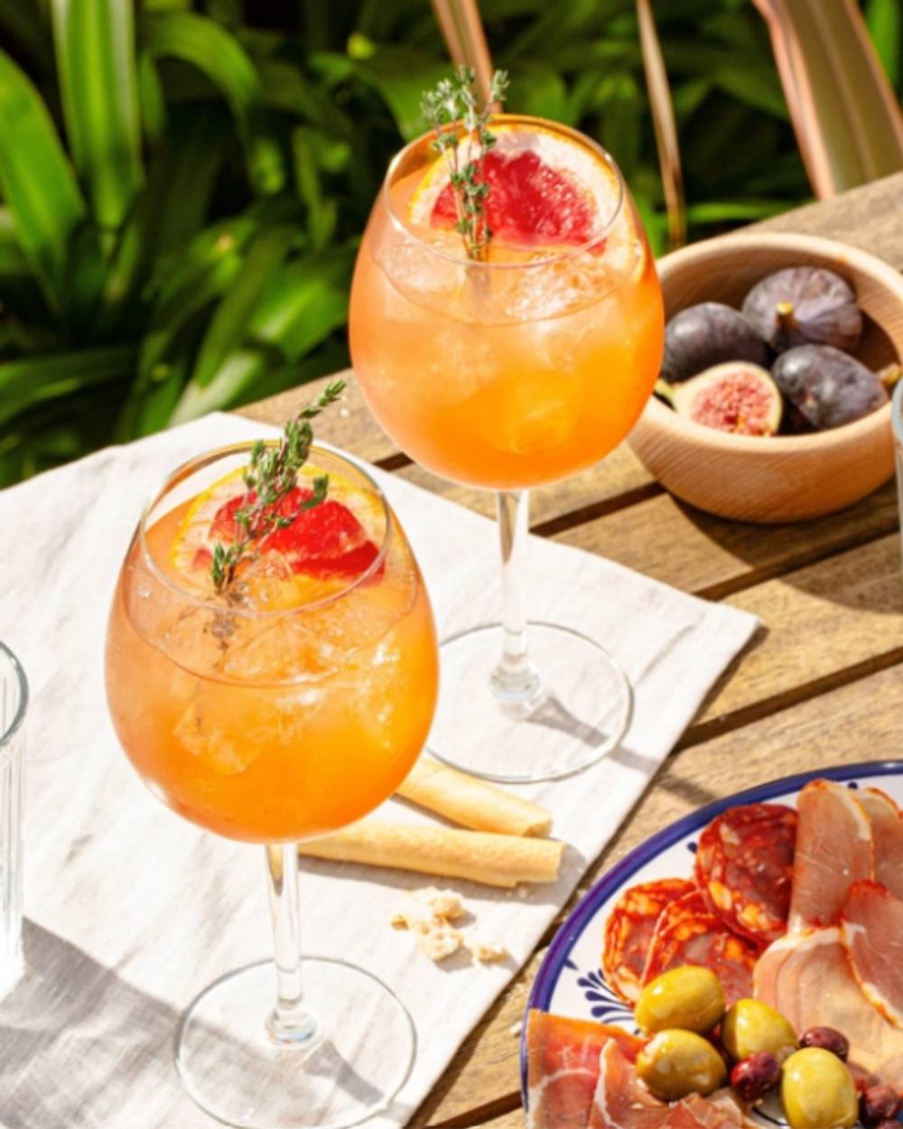 Try These Gorgeous Gin Cocktails – O'Briens Wine