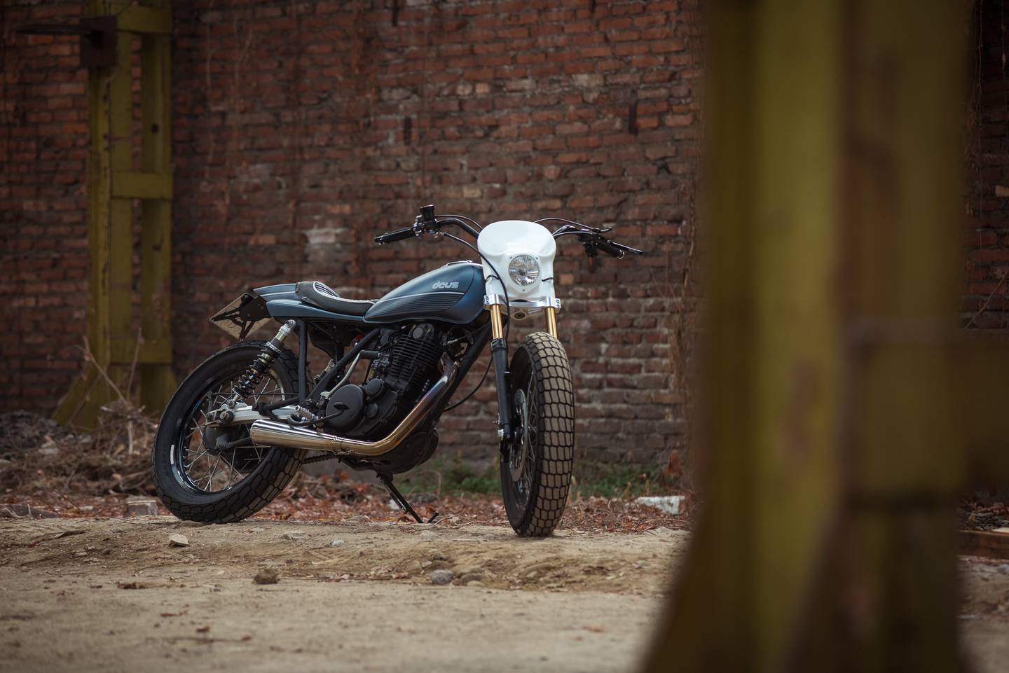 Deus SR 500 Milano Street Tracker – Deus Ex Machina USA
