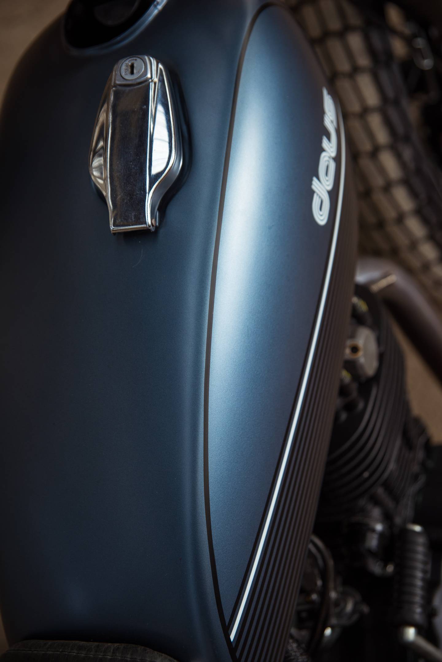 Deus SR 500 Milano Street Tracker – Deus Ex Machina USA