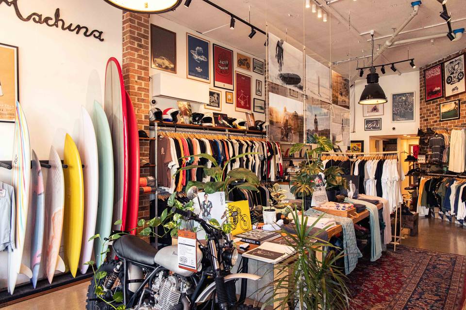 Store - Deus Byron Bay – Deus Ex Machina USA