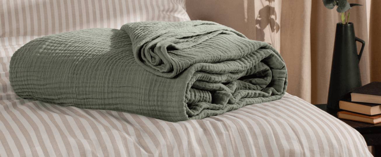 Green throws and discount blankets