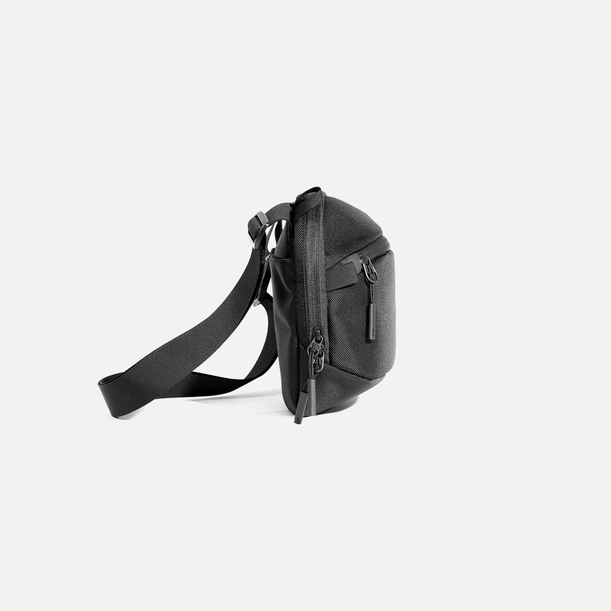 Any reviews for this Bag? tomtoc Compact EDC Sling Bag for MacBook Pro  14-Inch M1 Pro/Max : r/ManyBaggers