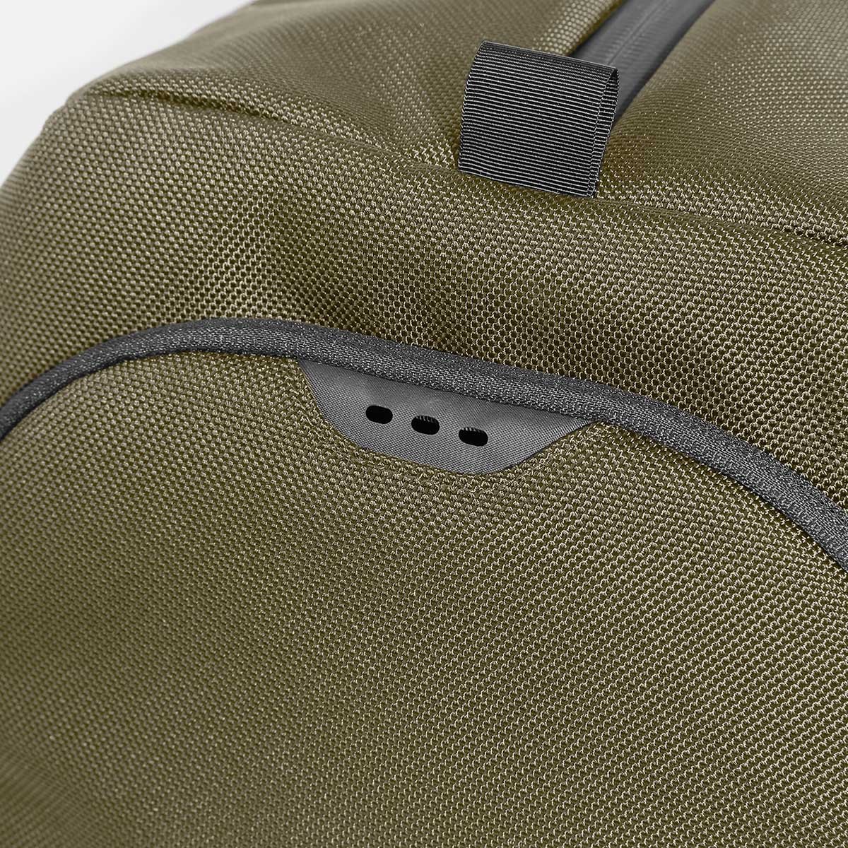 Amazon.co.jp: [エアー] リュック FIT PACK 3 メンズ オリーブ