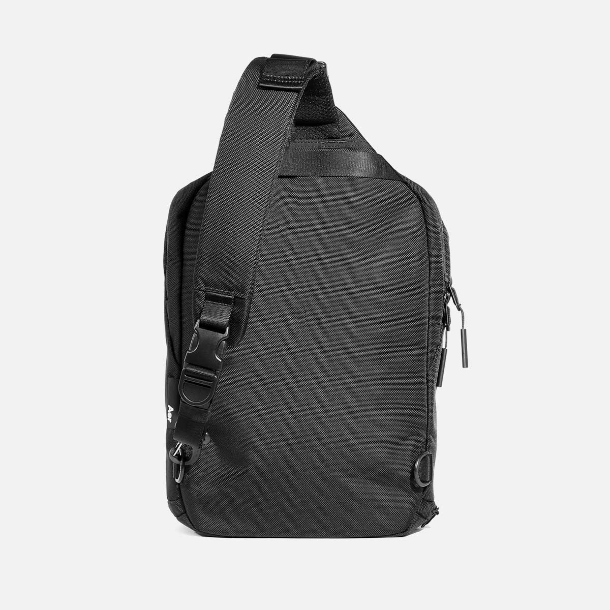 ラッピング無料】 3 Bag Sling AER Black スリングバック3 エアー