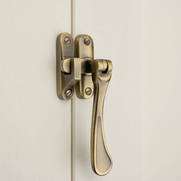  Stanley Hardware S806-927 V8009 Modern Coat and Hat Hook in  Satin Nickel : Home & Kitchen