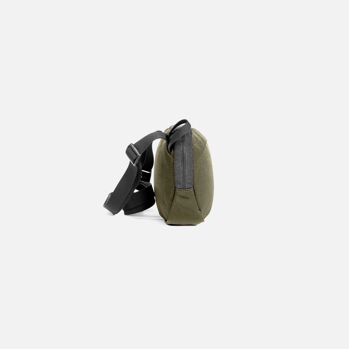 Aer GO SLING2 バッグ ショルダーバッグ 試着のみ 楽天市場】【最大46倍 7/30限定】 エアー ボディバッグ Aer Go