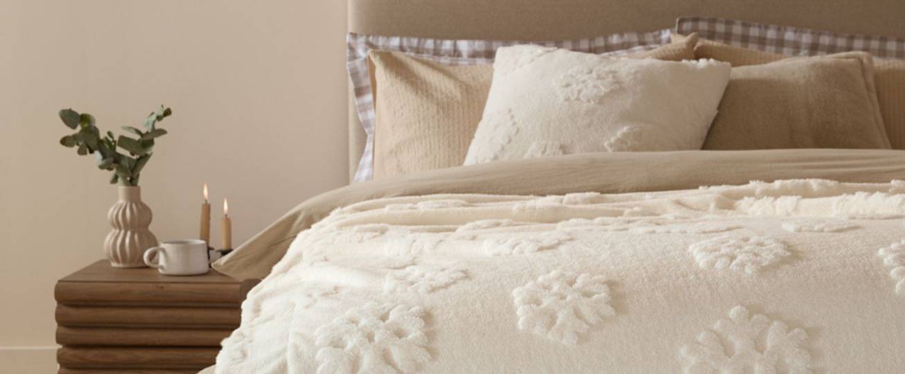 Christmas Bed Throws