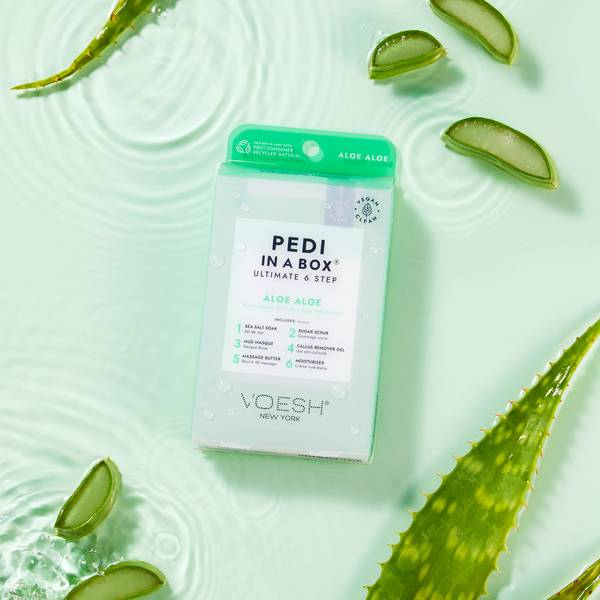 Pedi In A Box Ultimate 6 Step Aloe Aloe in water with Aloe surrounding Box