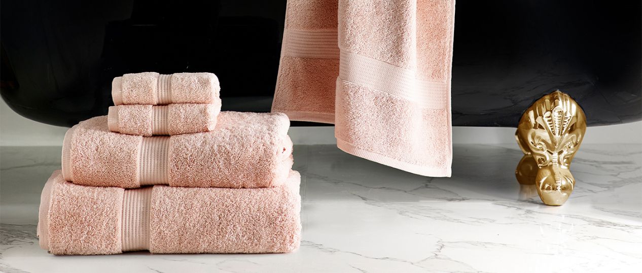 Pink and gold outlet towels