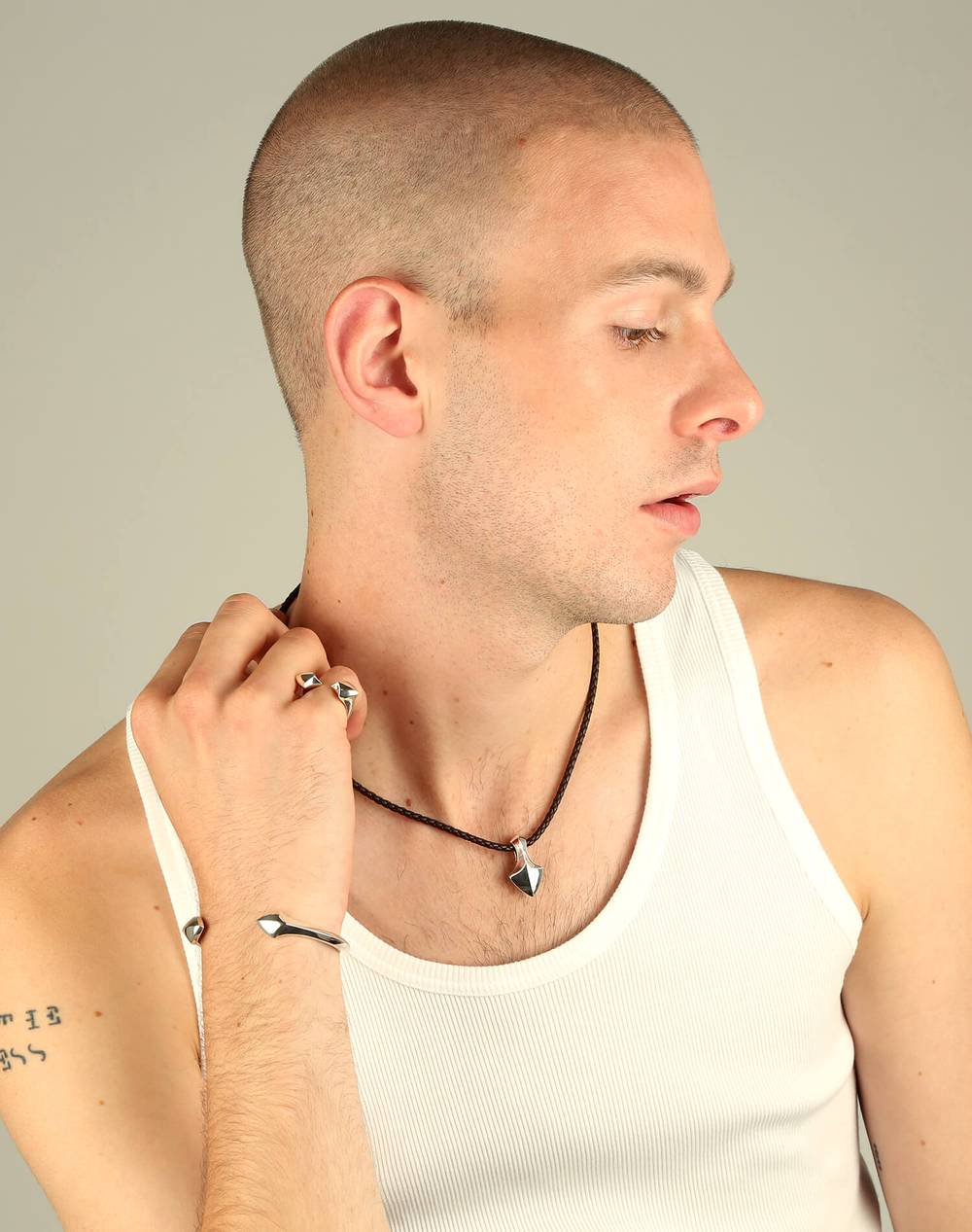Large Arrowhead Leather Necklace