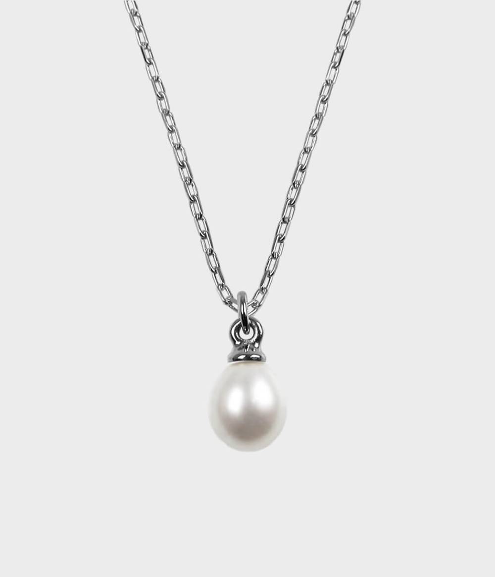 Large Vermeer Pearl Drop Necklace