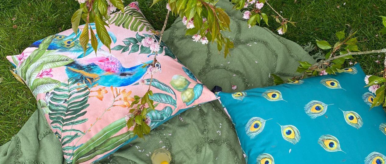 Outdoor floor online cushions