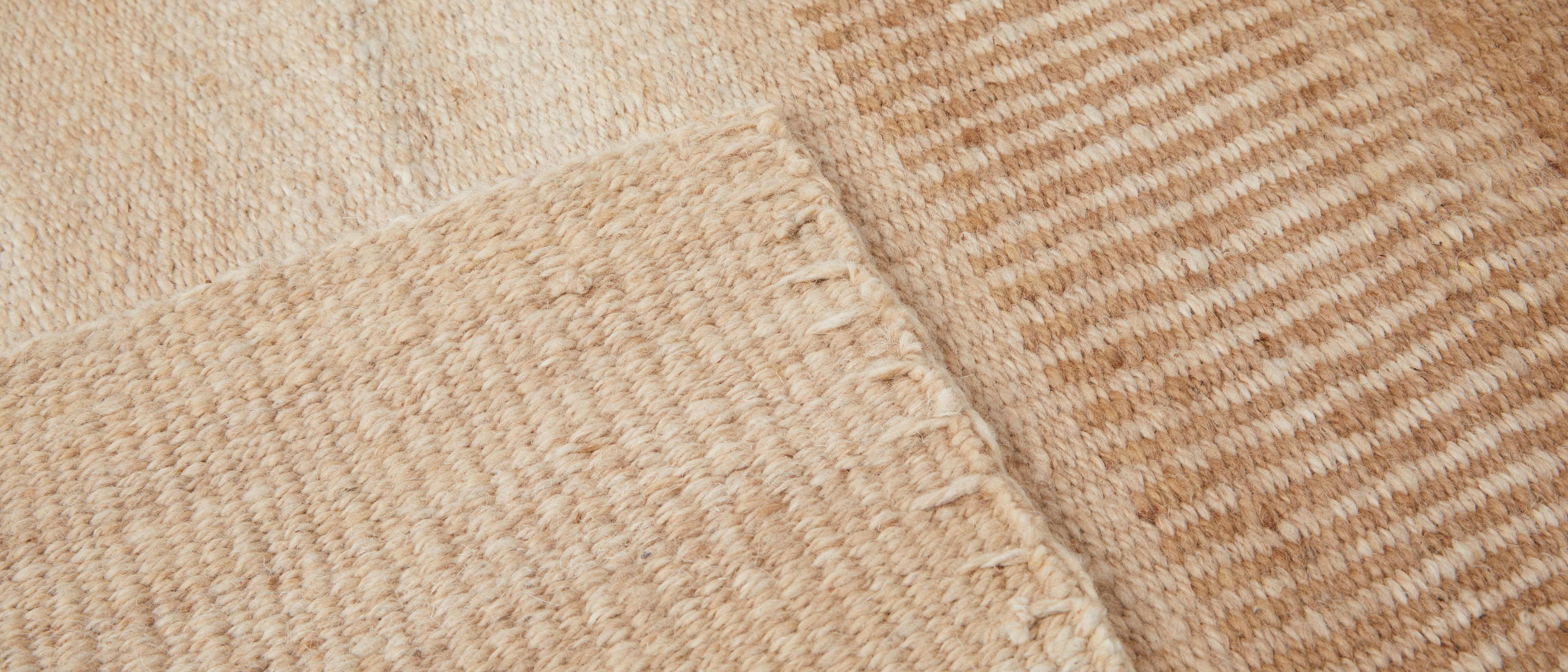 Detail Hand-woven carpet "Cuyo" from 100% sheep's wool