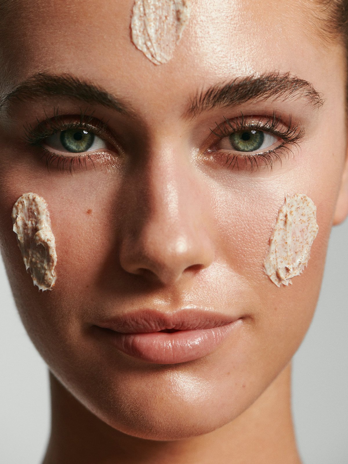 Exfoliating Scrub Mask