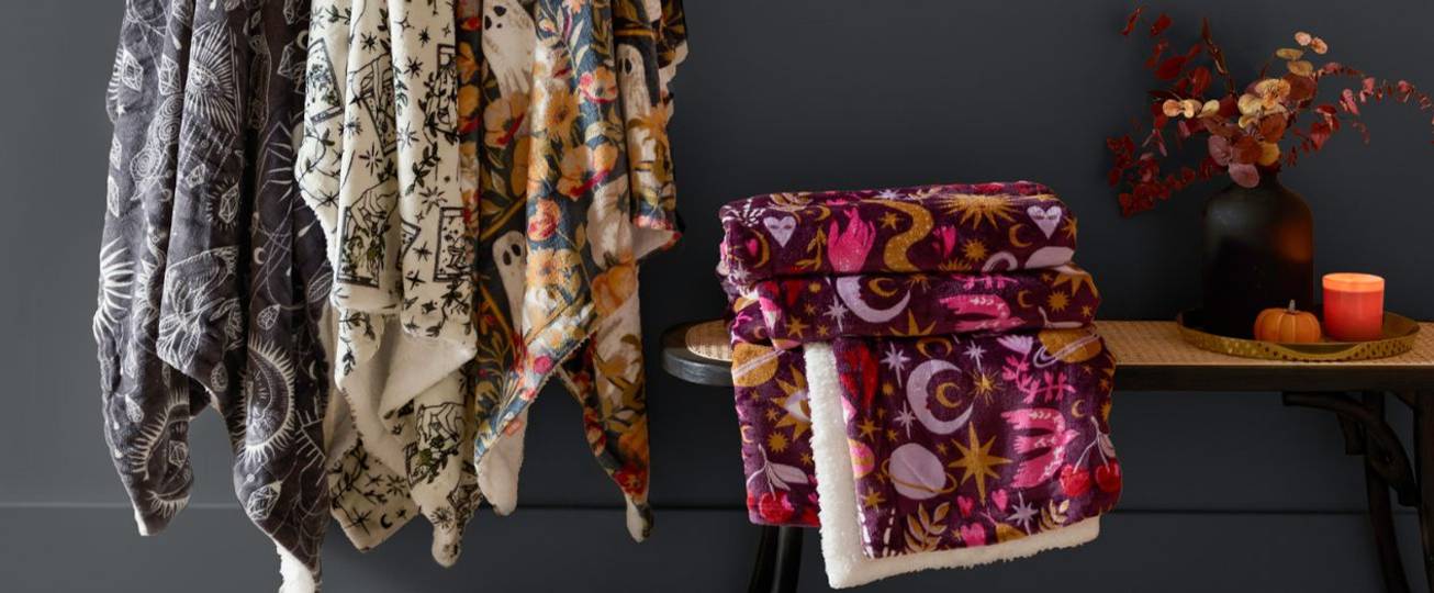 Halloween Throws
