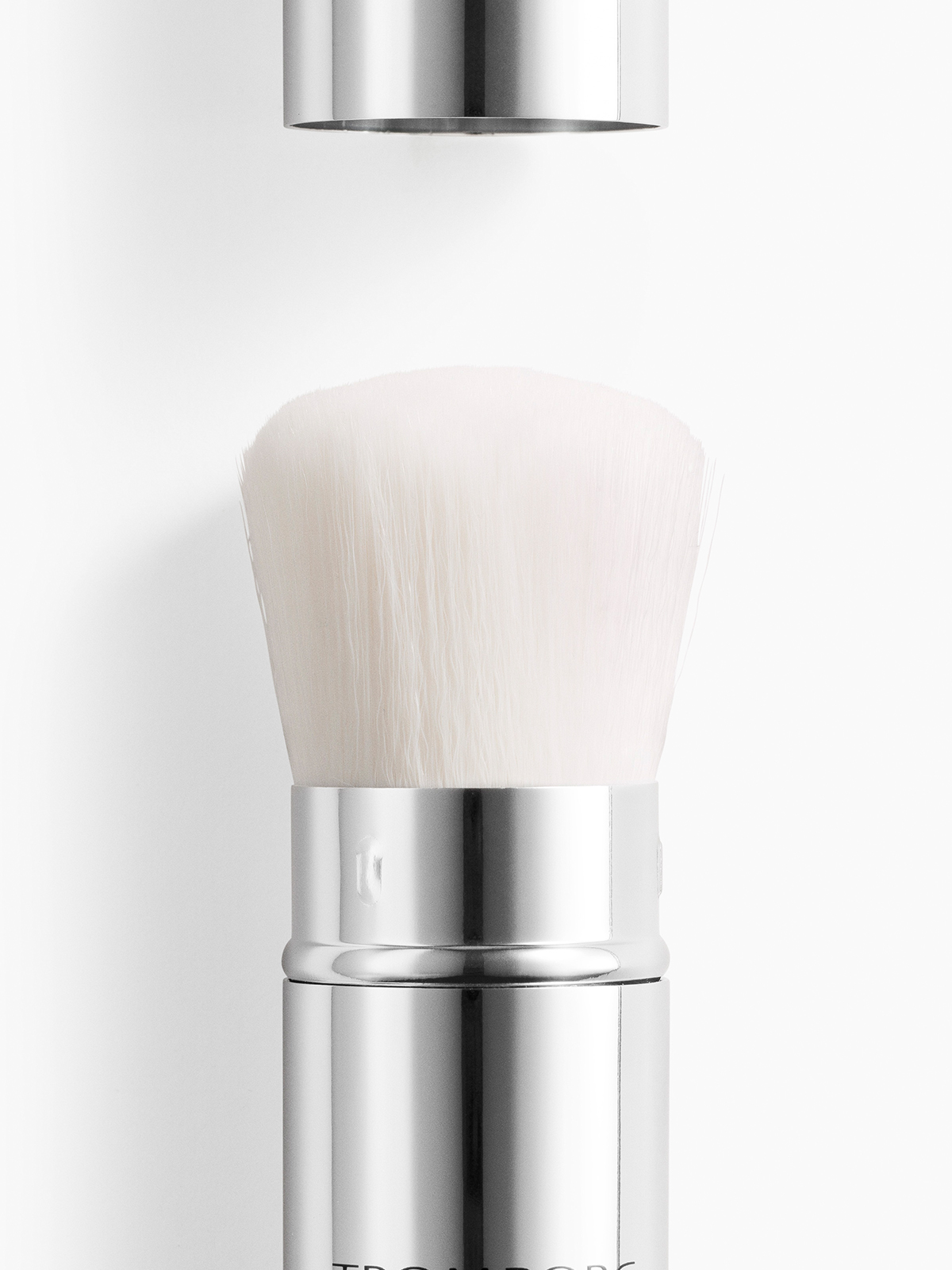 Deluxe Retractable Kabuki Brush