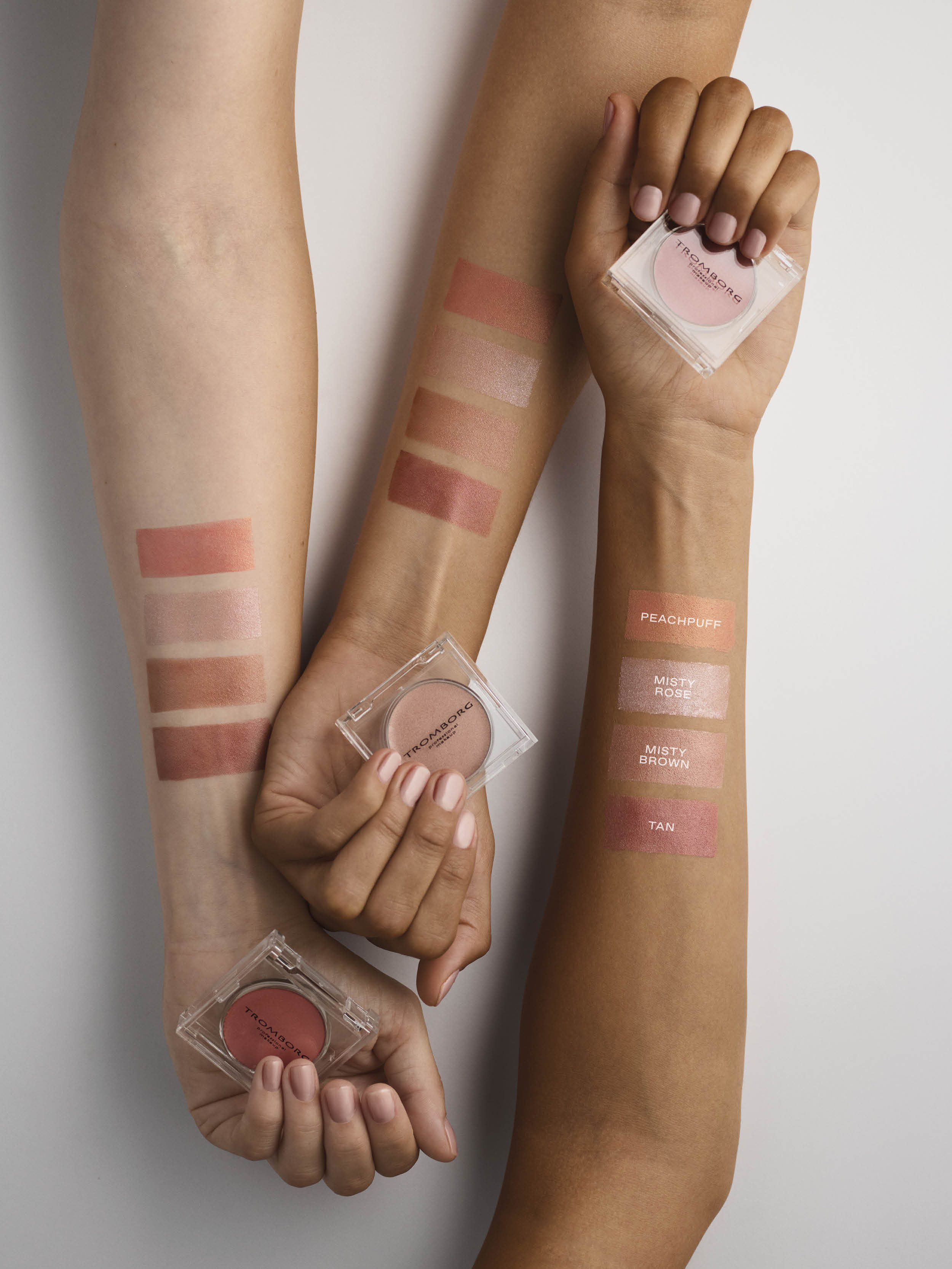 Creamy Lip Cheek Eye Powder