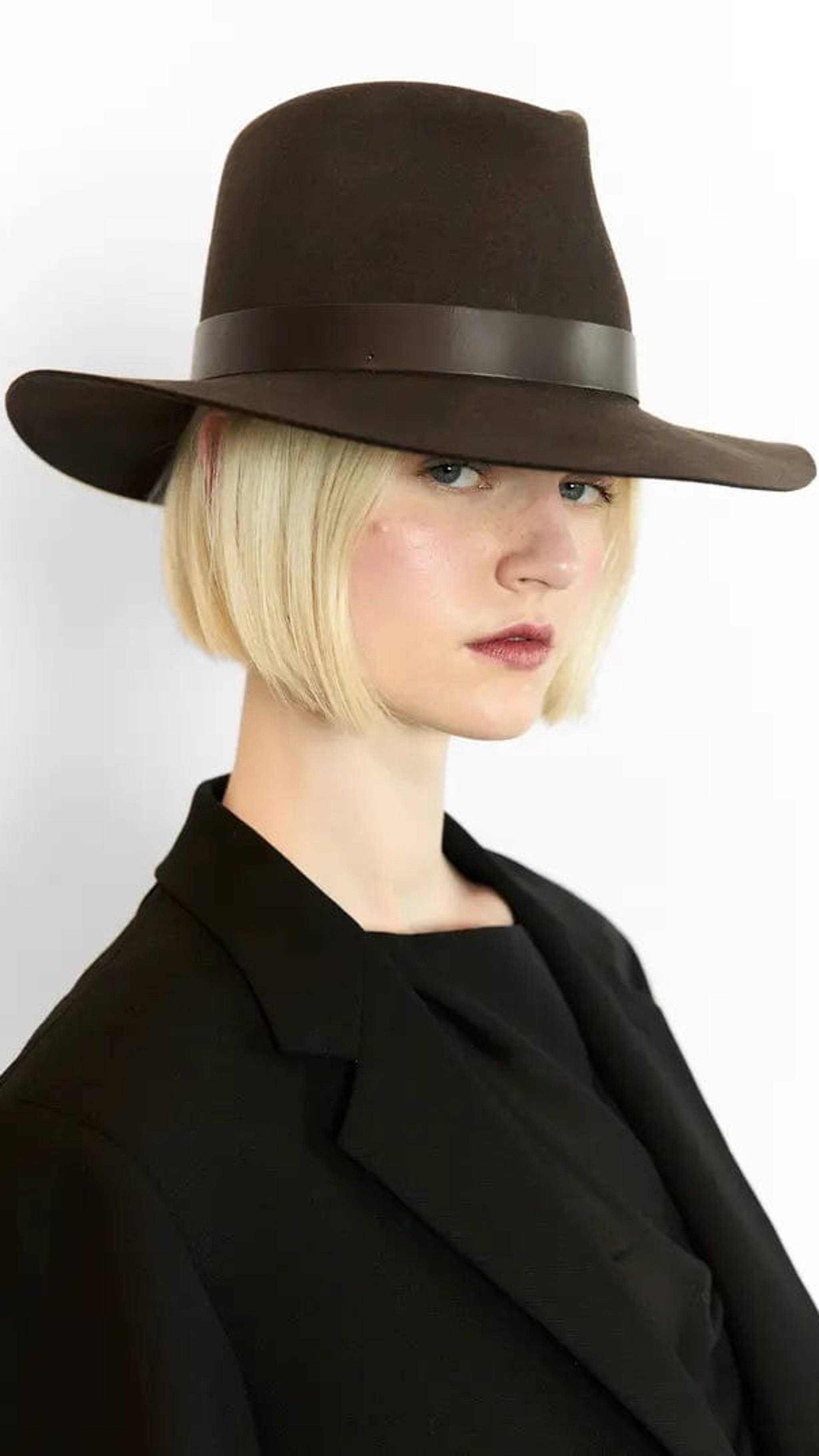 Janessa Leone Demetria Hat - Beige | Garmentory