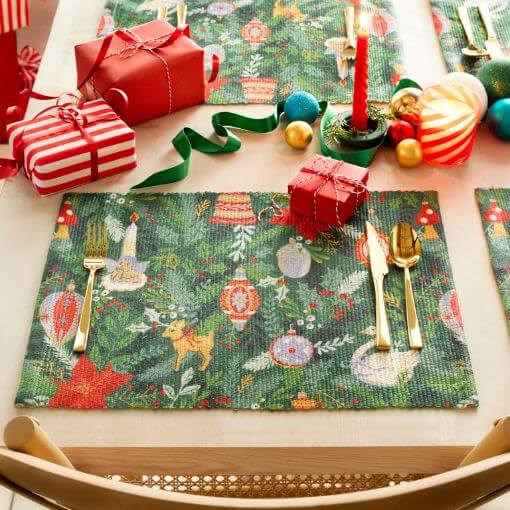 placemats. Christmas Table Linen